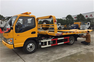 犍为哪里有拖车服务